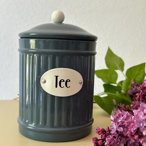 Retro tea tin tea can tin can vintage enamel