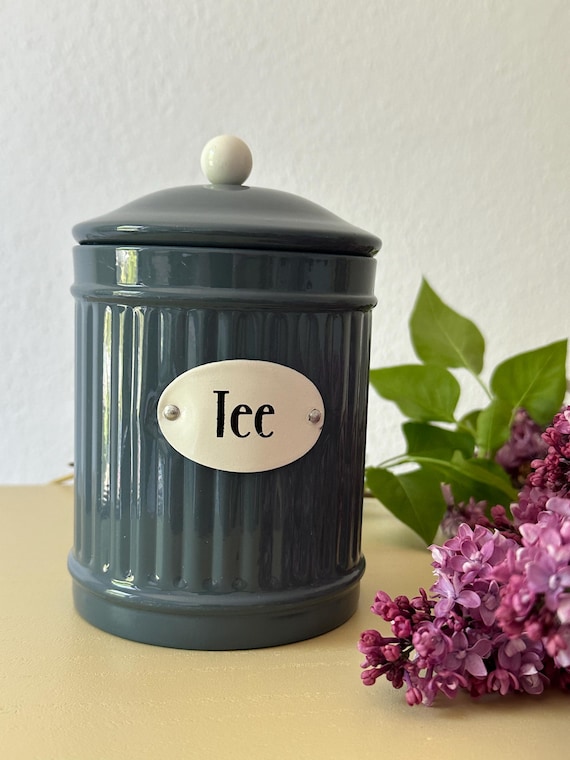 Retro tea tin tea can tin can vintage enamel