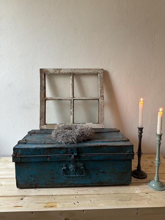 Old antique suitcase metal suitcase vintage storage iron suitcase industrial style