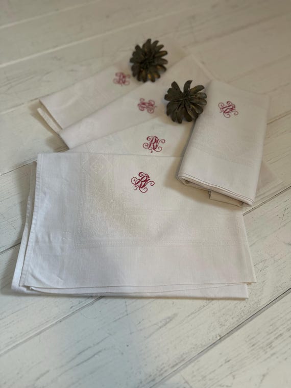 Cloth napkins with embroidery, old antique style, linens, home textiles, 5 pieces per set