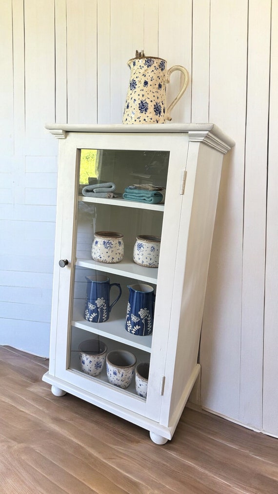 Display cabinet, buffet cabinet, furniture, chest of drawers, cupboard, white, antique finish