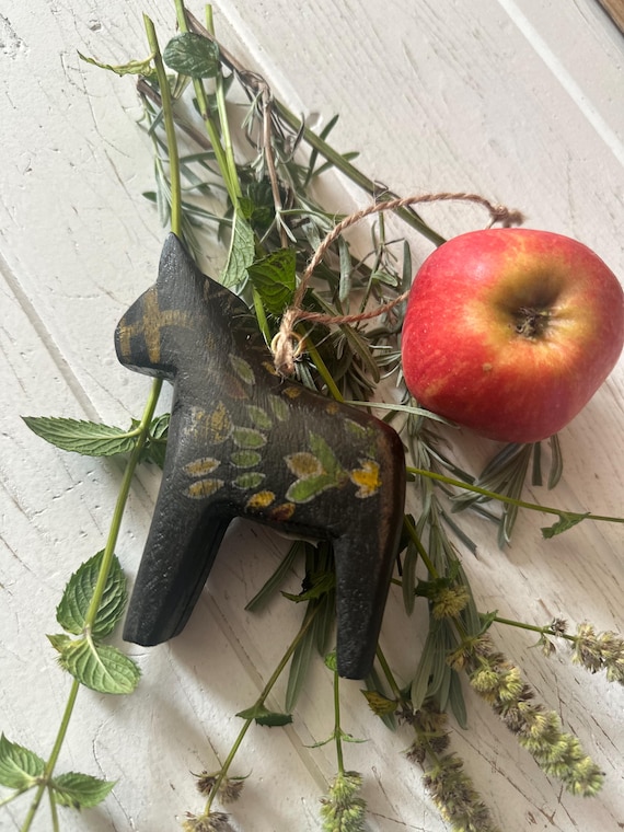 Dala horse antique finish decorative horse wooden horse vintage Sweden