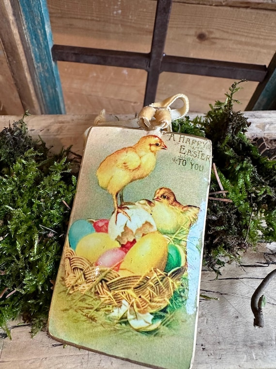 Metal pendant Easter Easter decoration pendant vintage decoration