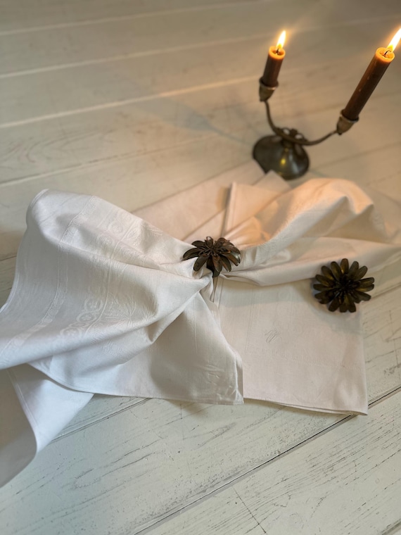 Cloth napkins with embroidery, old antique style, linens, home textiles, set of 4