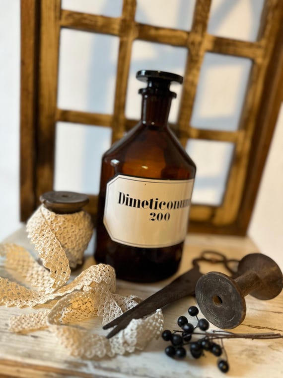 Old antique apothecary bottles, glass bottles, vintage