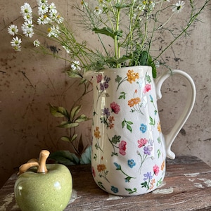 Jug ceramic jug decoration vintage antique finish jug