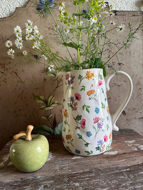 Jug ceramic jug decoration vintage antique finish jug