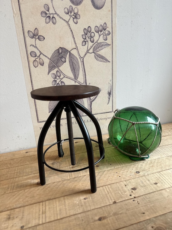 Workshop chair desk chair industrial style swivel chair antique finish