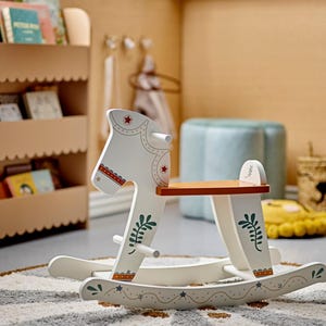 Schaukelpferd Spielzeug Kinderschaukelpferd Bloomingville