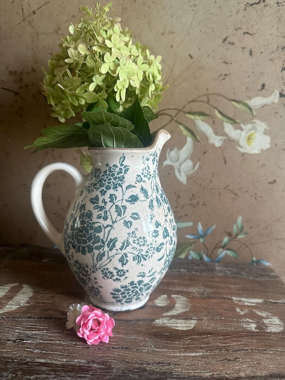 Jug ceramic jug decoration vintage antique finish jug