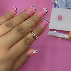 Pink Zebra Press On Nails
