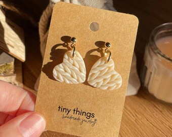 White heart earrings 24k gold-plated | Knitted look | Handmade jewelry | Hypoallergenic stainless steel | Elegant | Gift for knitters