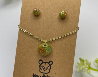 elegant gold jewelry set (ear studs & chain), handmade jewelry, dainty small earrings, green-gold stone, hypoallergenic stainless steel