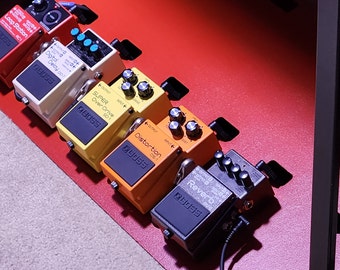 Limas láser para pedales de guitarra: se adaptan a aprox. 12 pedales: ¡ensamble, pegue, pinte y luego rockee! ¡¡Muy robusto!! (Pedales/cables no incluidos)