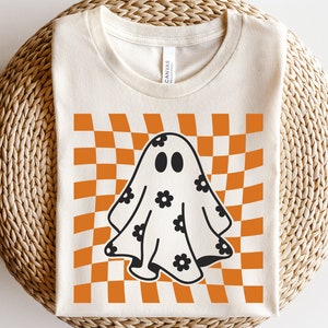 Checkered daisy ghost svg, Floral ghost outline svg, Checkered Halloween svg, Ghost with flowers svg, Spooky season svg, Retro Halloween svg