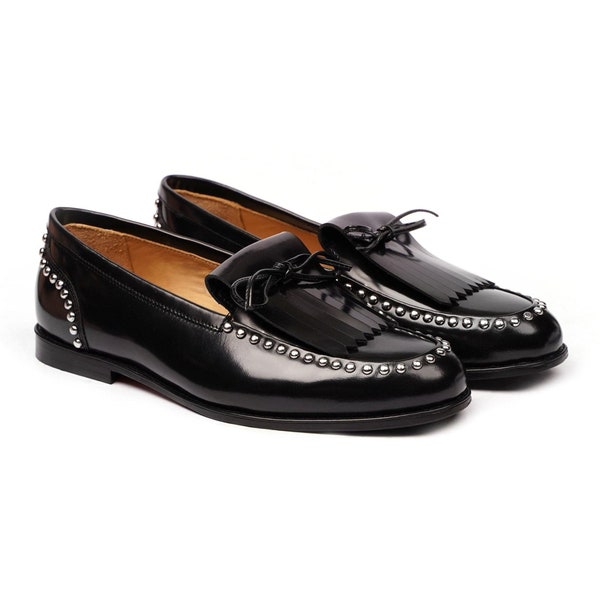 Multi-Detail Fringe Loafers