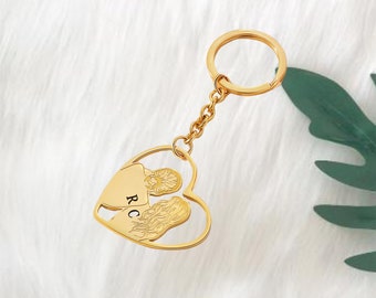 Custom Letter Keychain,Engraved Initial Keychain,Mother-Daughter Keychain,Sisters Keychain,Gift for Mom,Gift for Sister,Gift for Best Friend
