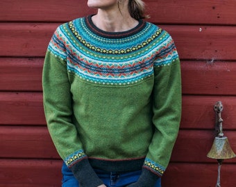 Alpine Short Sweater by Eribe in Moss 100% Lambswool Fairisle Short Cropped Jumper