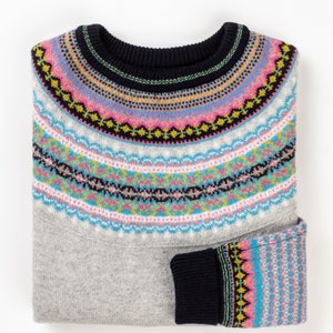 Alpine Sweater by Eribe in Lindean 96% Lambswool with Angora Fairisle image 3