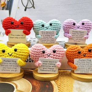 Cœur au crochet fait main avec carte positive,Cœur câlin dans une poche,Cœur d'amigurumi,Cadeau pour elle/lui,Je pense à vous,Cœur d'amour,Cadeaux intéressants