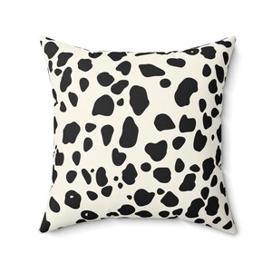 Kussen met gevlekt patroon - Ontwerp met stippen voor binnenaccenten | Dubbelzijdige print, 100% polyester