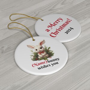 Benutzerdefinierte Weihnachtsverzierung, personalisierter Name und Jahr, Erbstück Weihnachtsdekoration, einzigartige Baumdekor, frohe Weihnachten, Keramikverzierung