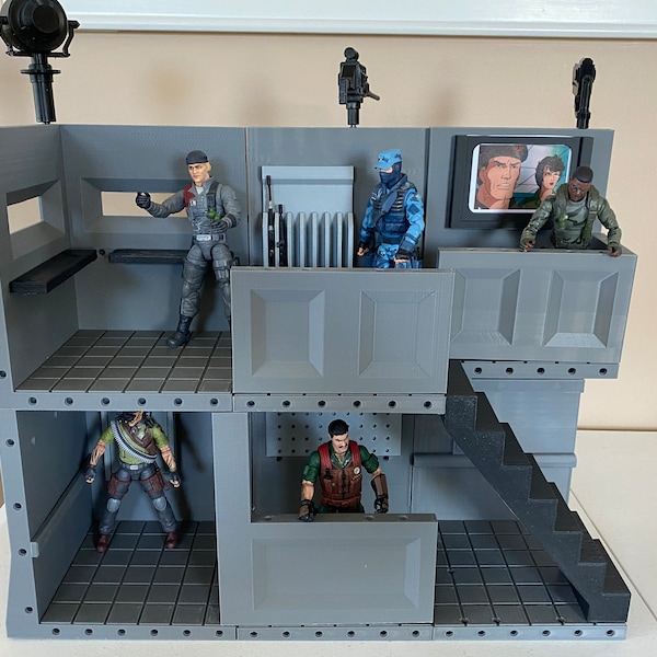 Sistema di pareti esterne modulari in scala 1:12 per estendere i file STL della base GI Joe