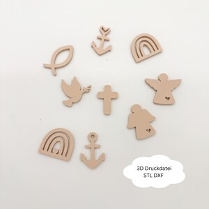 Könnte beinhalten: Eine Sammlung hellbrauner Holzausschnitte, darunter ein Anker, ein Kreuz, eine Taube, ein Fischsymbol, ein Regenbogen und Engelsformen. Der Text "3D Druckdatei STL DXF" befindet sich in einer Wolkenblase.