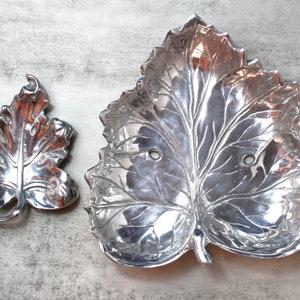 Vintage Pewter Leaf Dishes Set of 2 Leaves Large and Small from Jalisco Mexico