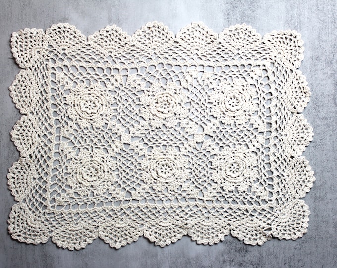 Vintage Hand Made Rectangular Doily Flowers Roses Cream Off-white ...