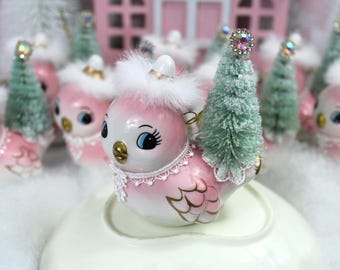 Pink Bird Bottle Brush Christmas Tree Ornament: Pink Retro Vintage Style