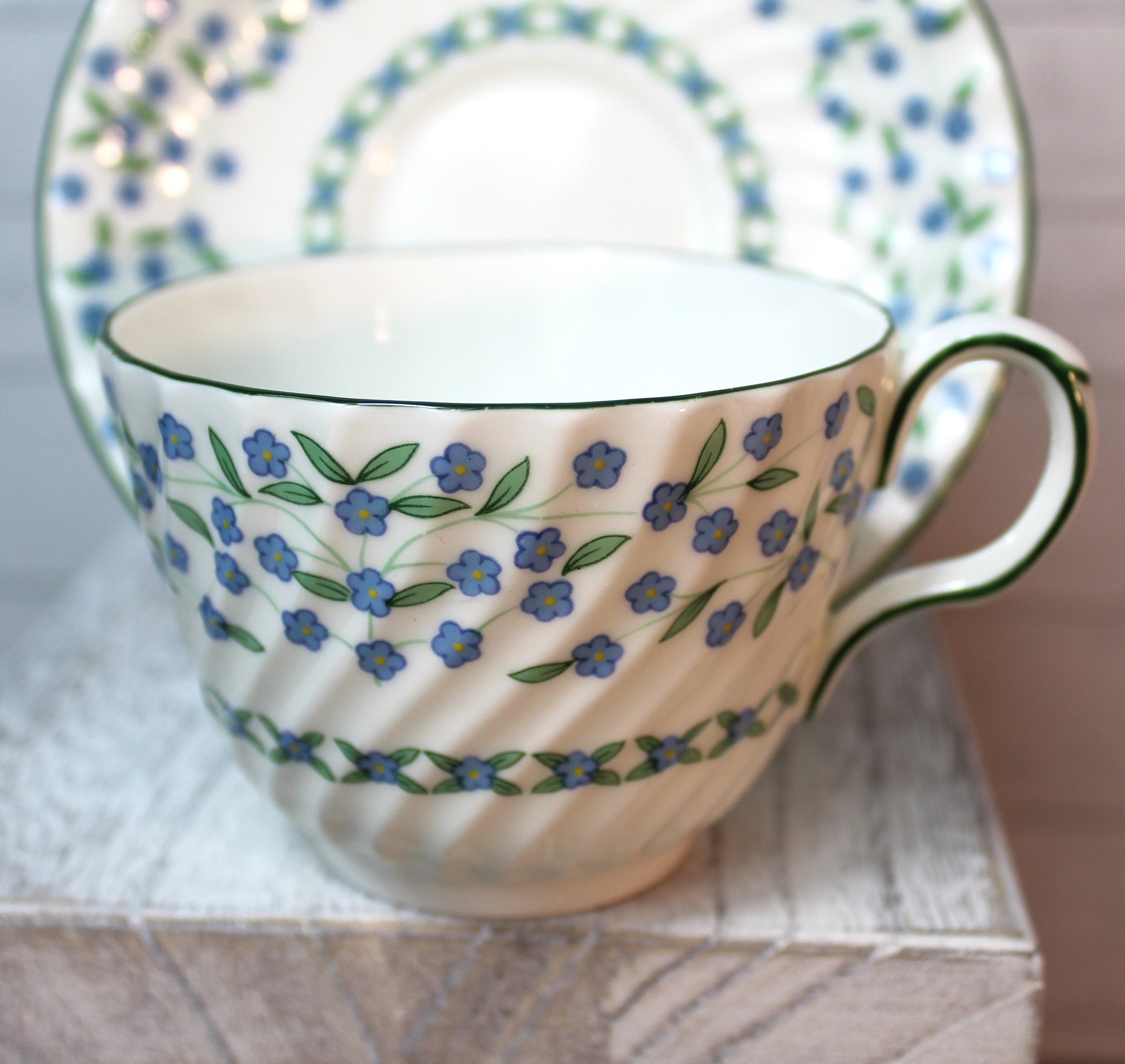 Aynsley England - Etsy Aynsley England - Etsy