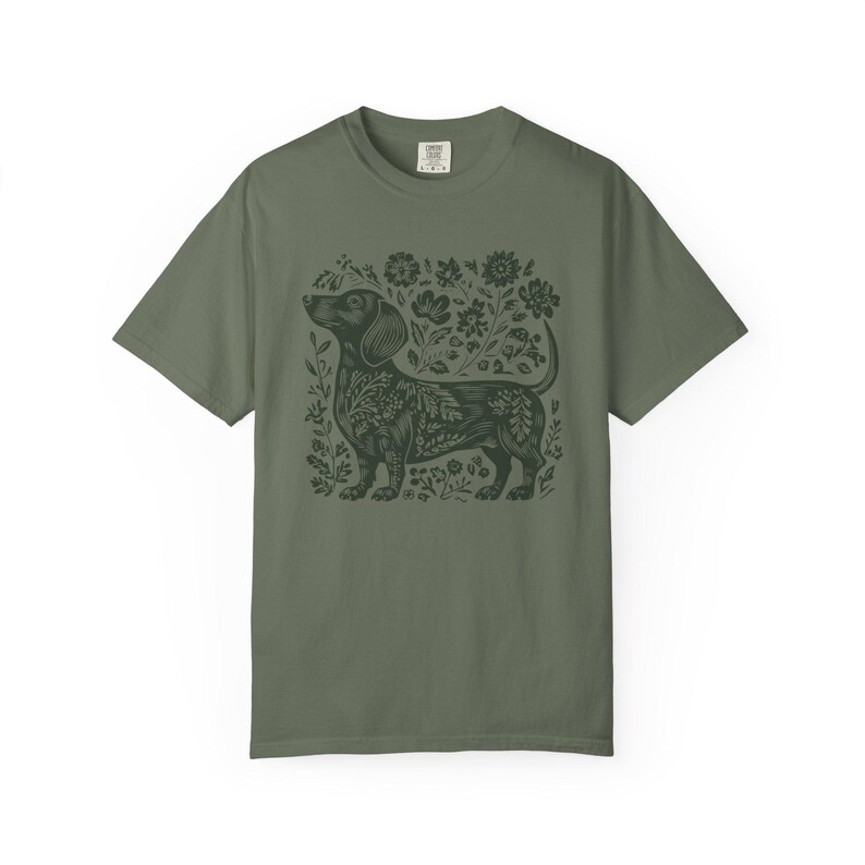 Daschund Shirt Linocut Shirt Dachshund Cottage Core Clothes Scandinavian Folk Art Risograph Shirt Vintage Dachshund Shirt Weiner Dog Gifts Moss