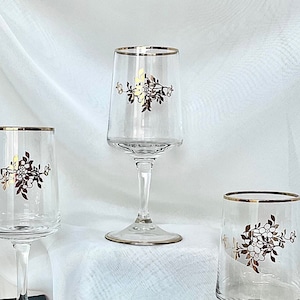 Wine Glasses - Set of 5 Gold Rimmed Floral Dessert Wine Glassware