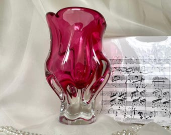 Vaso in vetro artistico rosa di Josef Hospodka per Chribska