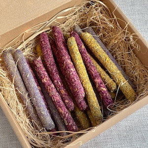 Natural Rabbit Grass &Flower Chew Sticks Gift Box For Rabbit, Bunny, Guinea Pig, Chinchilla, Hamster, Enrichment Bundle, Boredom Busters