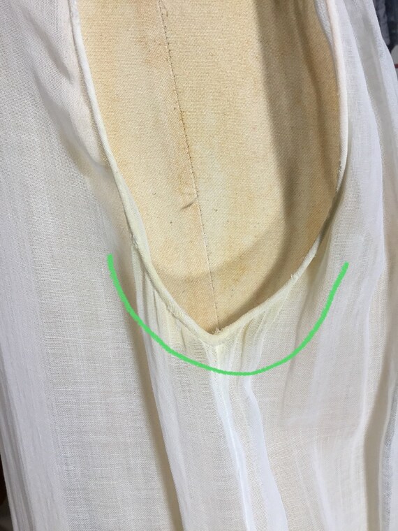 1920’s Hungarian Embroidered & Smocked Frock - image 5