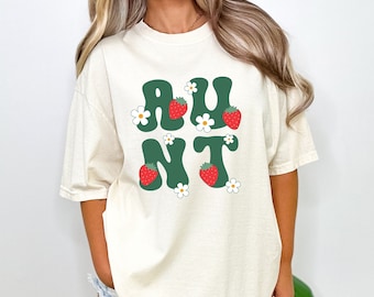 In My Auntie Era Cool Aunt Cool Aunt Shirt Cool Aunts Club Aunt Era Auntie Shirt Promoted To Aunt Somebodys Feral Aunt Shirt Feral Aunt