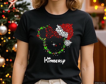 Chemise Disney Noël 2025 Mickey Minnie Bonnet de Noel famille Tee, vacances de Noël Disney famille voyage chemise, chemises fête de Noël Disney