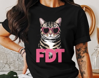 FDT 猫 Tシャツ PNG: トランプ反対アパレル (デジタルダウンロード)