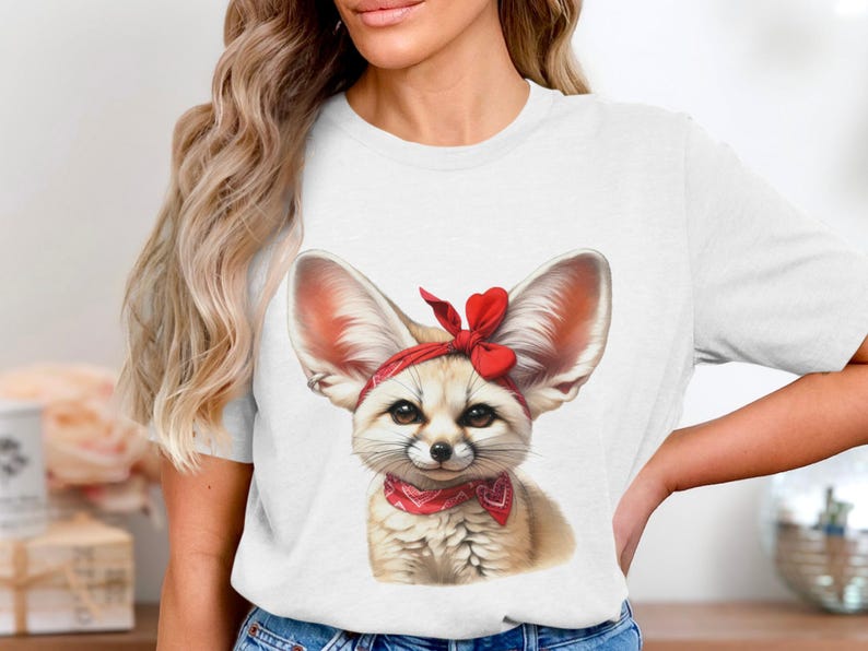 Women's Fennec Fox Graphic T-Shirt, Cute Animal Print, Casual Summer Top, Soft Cotton Tee, Fashionable Wildlife Shirt