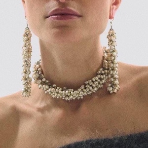 Pearl jewelry set for weddings, Necklace and earrings set, Statement necklace, Dangle earrings, Pearl choker, Bridal jewelry set, Mother day