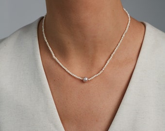 Collier de petites perles d'eau douce avec pomme de terre, bijoux minimalistes, cadeau parfait pour la Saint-Valentin pour femme, bijoux pour hommes, tour de cou en perles fines avec pendentif