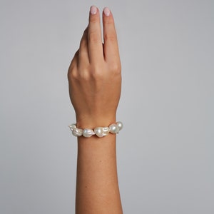 Bracelet For Women, Large Flameball Baroque Pearls, Chunky Large Pearl Bracelet, Bridesmaid Bracelet, White Baroque Pearl Bracelet, Handmade image 6