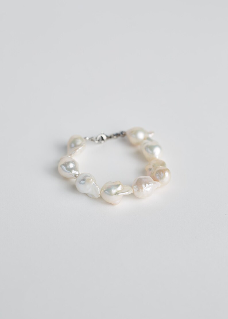 Bracelet For Women, Large Flameball Baroque Pearls, Chunky Large Pearl Bracelet, Bridesmaid Bracelet, White Baroque Pearl Bracelet, Handmade image 4