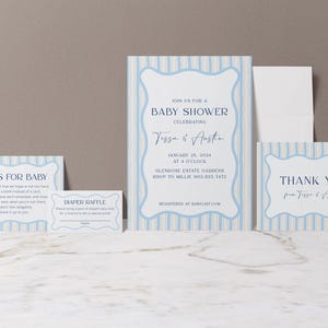 Blauwe streep babyshoweruitnodigingset - uitnodiging, bedankkaart, boeken voor baby, loterijticket