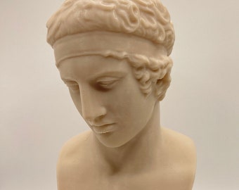 Greek sculpture bust of the Diadumenos 7.9 inch/200 mm, museum reproduction