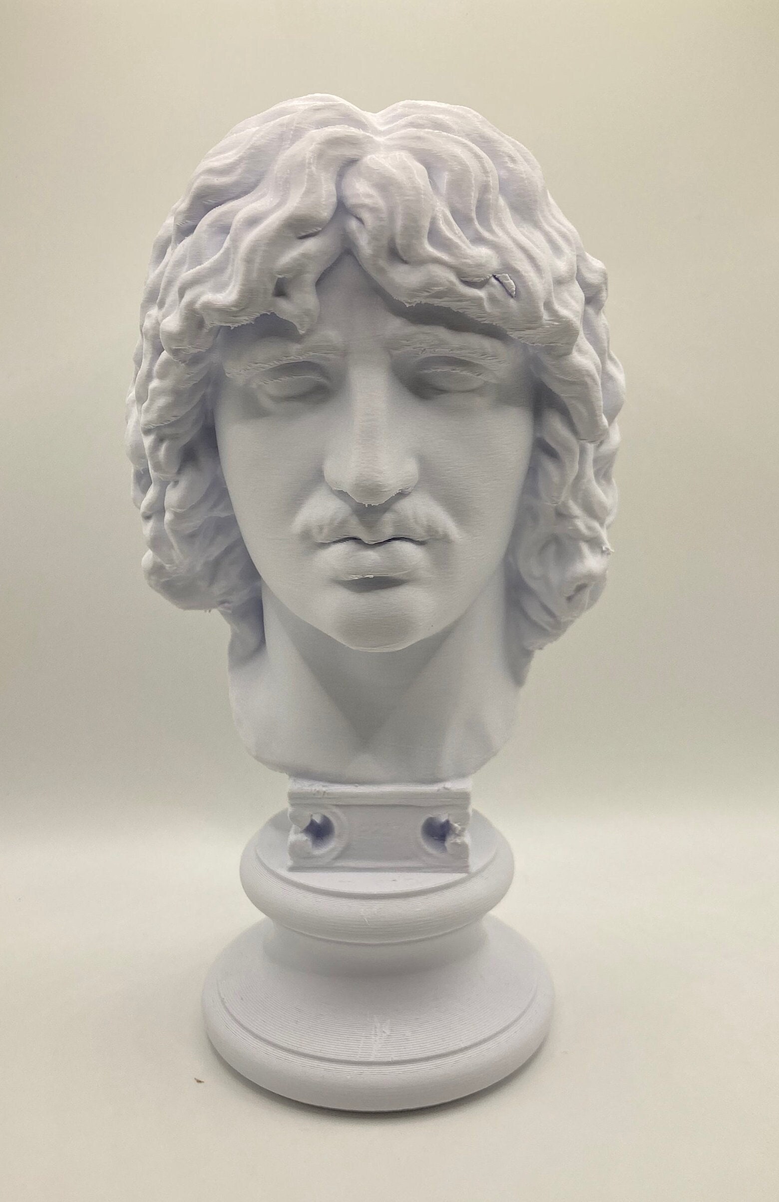 ギリシャ彫刻ガリア人の頭部 7.9 インチ/220 mm、博物館複製