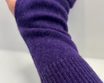 Women’s cashmere fingerless gloves / hand warmers / wrist warmers