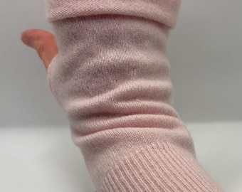 Women’s cashmere fingerless gloves / hand warmers / wrist warmers